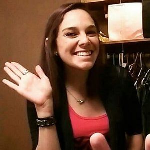 Meet your Posher, Elyse